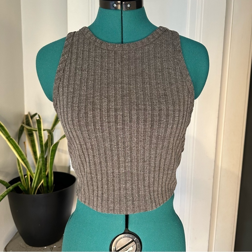 Y2K Abercrombie & Fitch Gray Ribbed Sleeveless Top